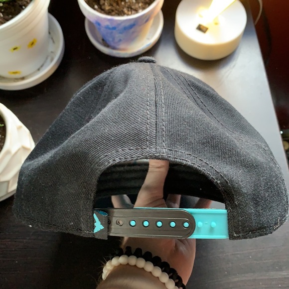 Nightwing snapback - Picture 2 of 3